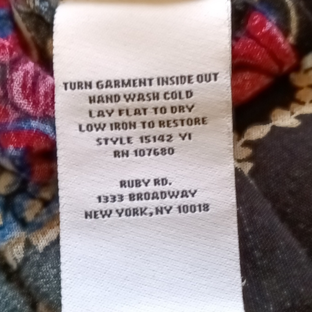 Ruby Rd. Floral Top - Picture 12 of 13